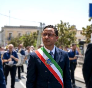 Spada all’Ars: «Più risorse per gli Asacom». A Solarino assistenza aumentata da 6 a 10 ore