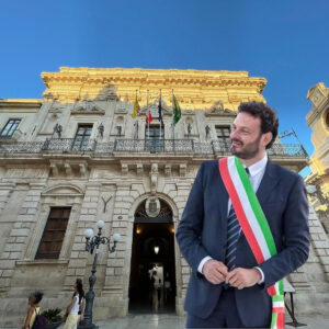 Francesco Italia richiama quattro assessori, nuova nomina per Bandiera, Aloschi, Casella e Porto