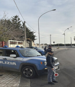 Siracusa, maltrattamenti ed estorsione ai genitori: 29enne finisce in carcere