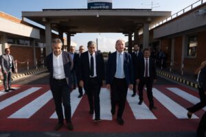 Il Ministro Urso in visita a ISAB, primo polo di raffinazione del Paese   tornato italiano con il Gruppo Ludoil